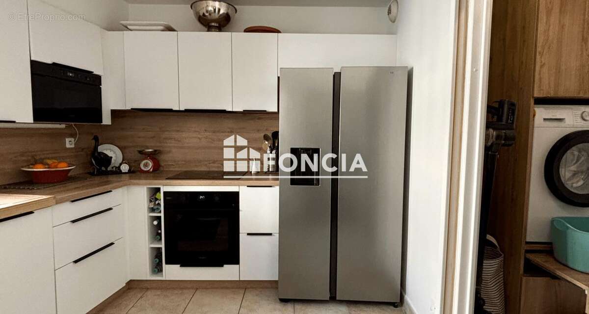 Appartement à SIX-FOURS-LES-PLAGES