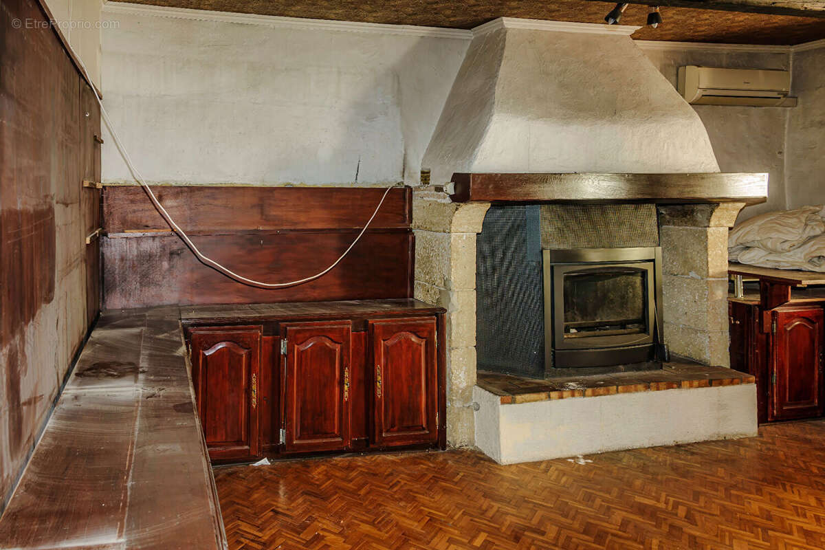 Maison à SAUVETERRE