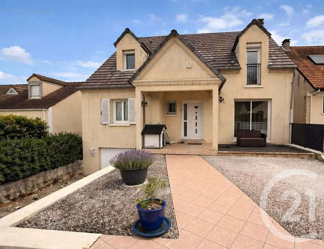 Maison à SAINT-MARD