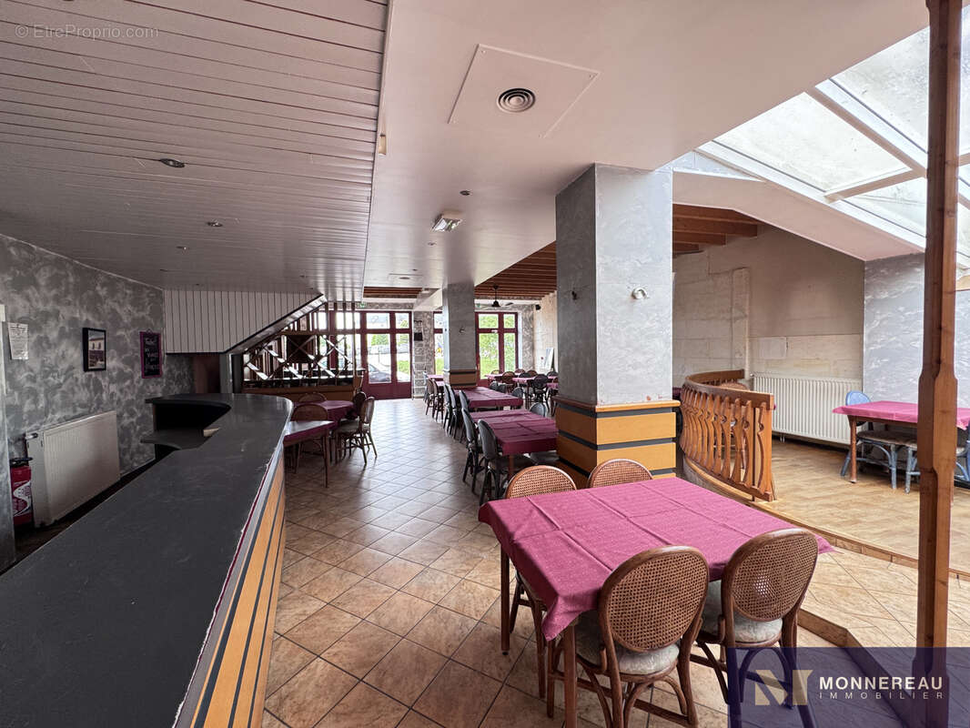  barbezieux-saint-hilaire (16)   restaurant, pub & licence iv   murs et fonds - photo 13