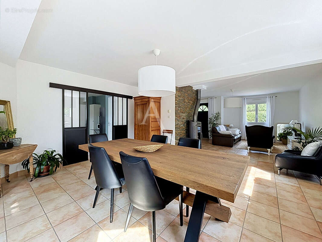 Pruillé : Maison de 155 m² parfaitement entretenue dans un quartier calme - photo 4