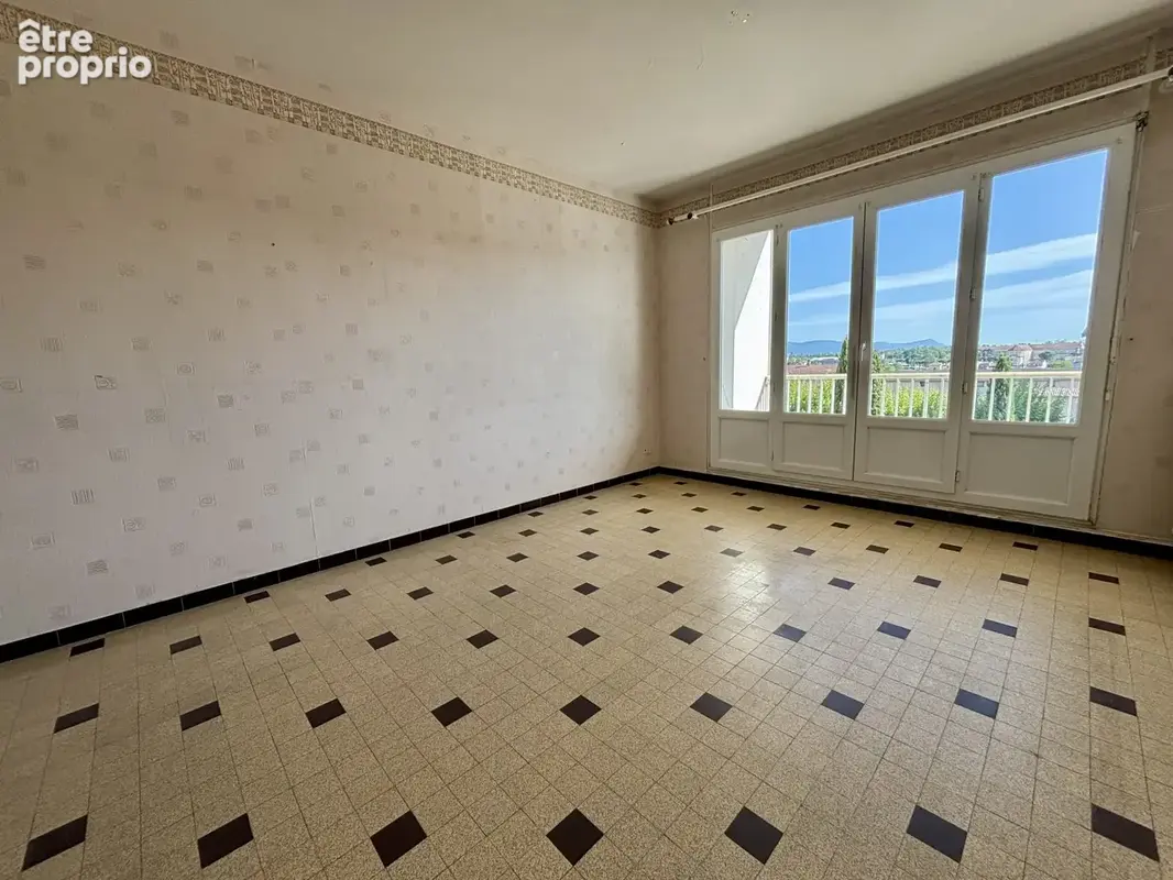 Appartement 4 pièces 79 m² à vendre à Romans-Sur-Isere (26100) - photo 2