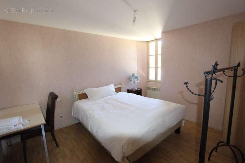 Maison à VEUVEY-SUR-OUCHE