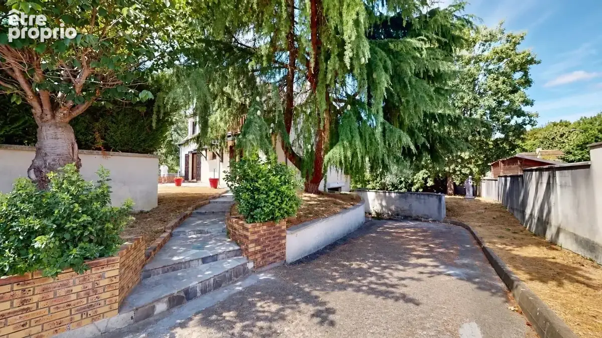 Maison 6 pièces 140 m² à vendre à Montfermeil (93370) - photo 8