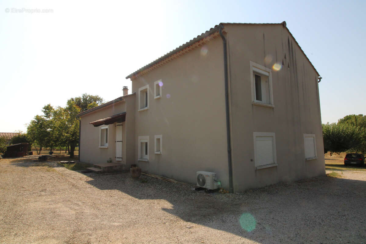 Maison à SAINT-JULIEN-DE-CASSAGNAS