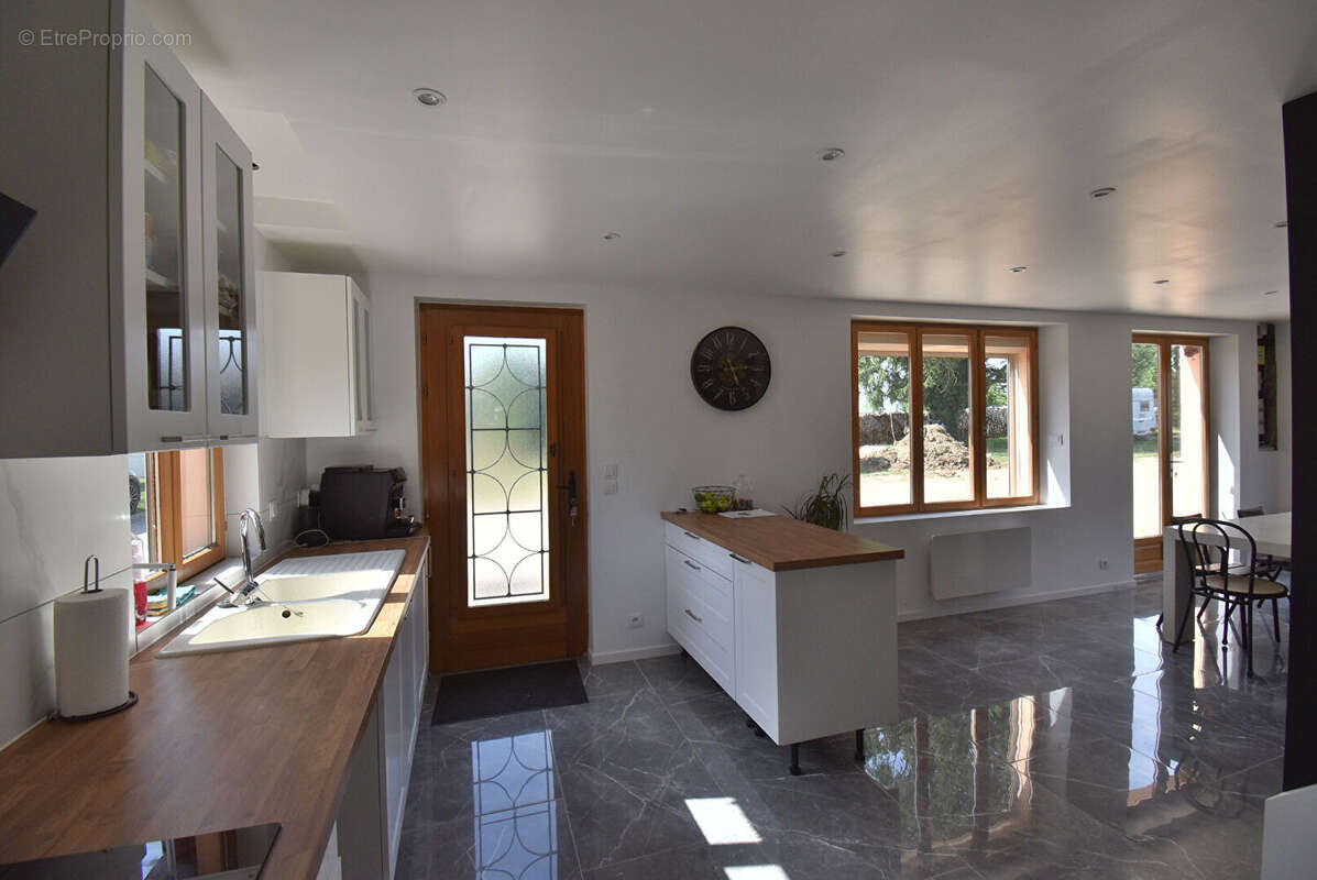 Maison 4 pièces rénovée - photo 3