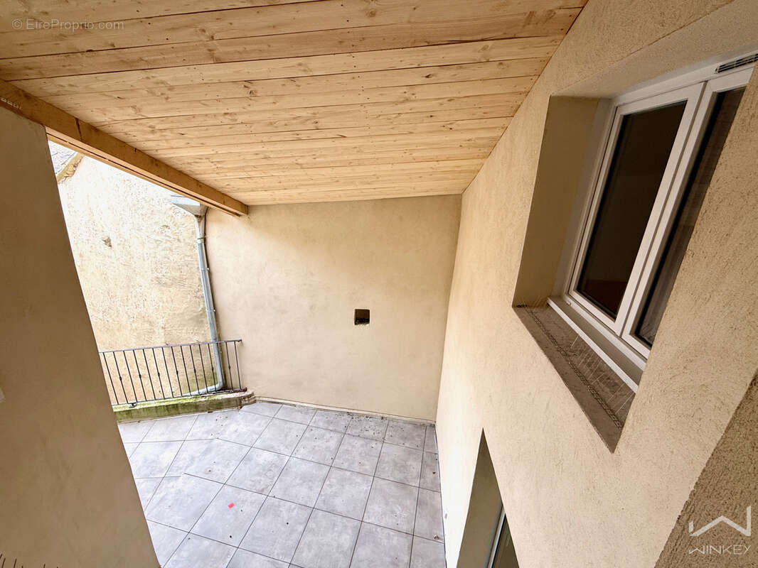 Appartement à SUZE-LA-ROUSSE