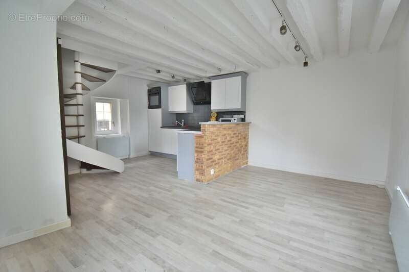 Christophe Michaudelle, Capifrance, vous propose : proche MEAUX / SAINT SOUPPLETS - à ETREPILLY, maison de ville 3 pièces, 2 cha - photo 3