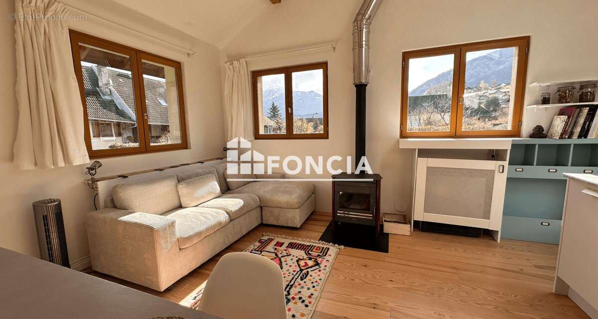 Maison à SAINT-JORIOZ