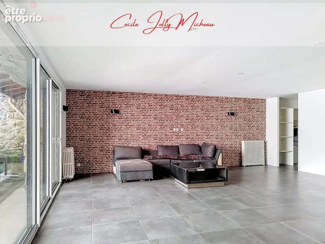 Maison 6 pièces 224 m² à vendre à Bourg (33710) - photo 79