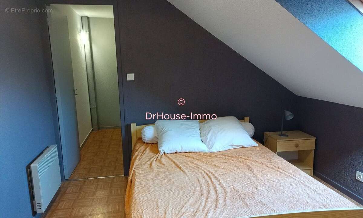 Appartement à LE LAC-D&#039;ISSARLES