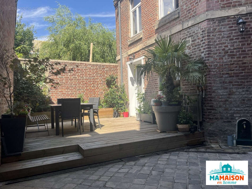 Maison 263 m² à Amiens  - photo 4