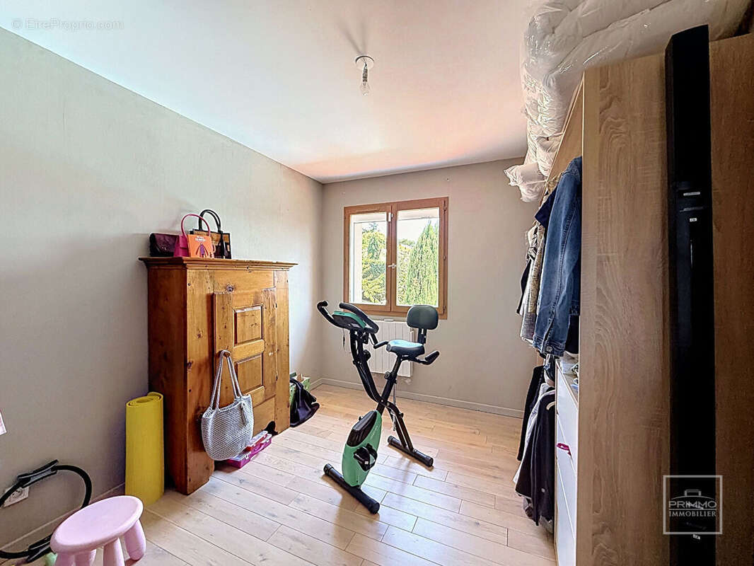 Dommartin - Maison non mitoyenne 5 pièces de 133 m² avec vue et sans vis à vis - photo 15