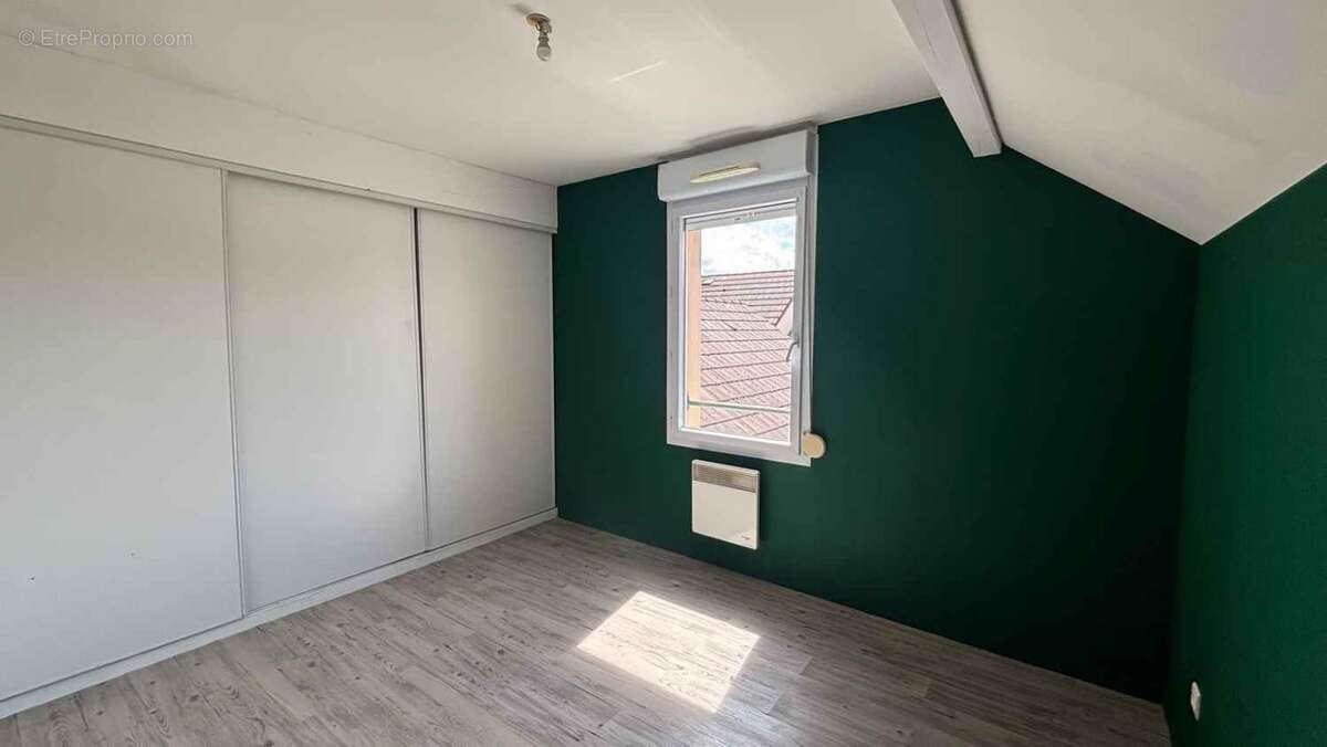 Maison mitoyenne de type 5 - photo 2