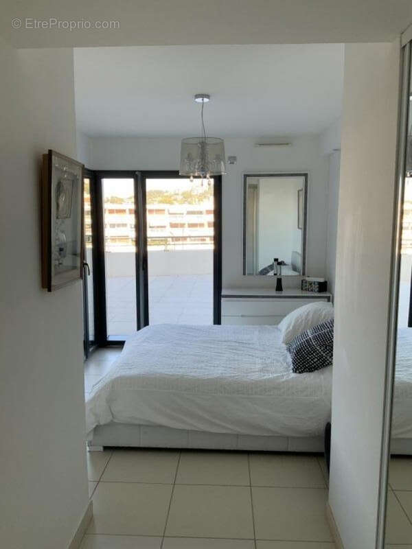 Appartement à MARSEILLE-8E