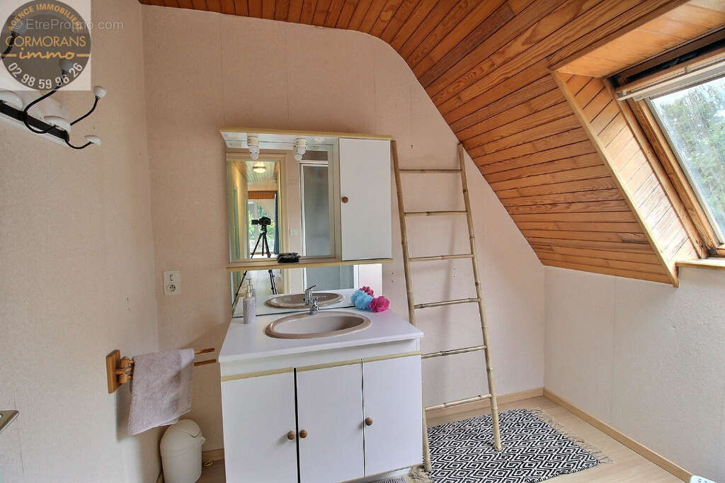 Maison à PLONEOUR-LANVERN