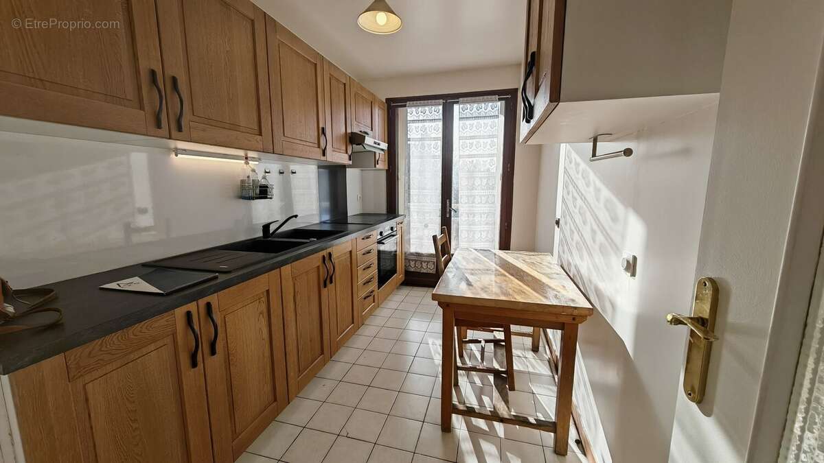 ,Appartement familial proche gare  F4 avec balcon et parking - photo 3