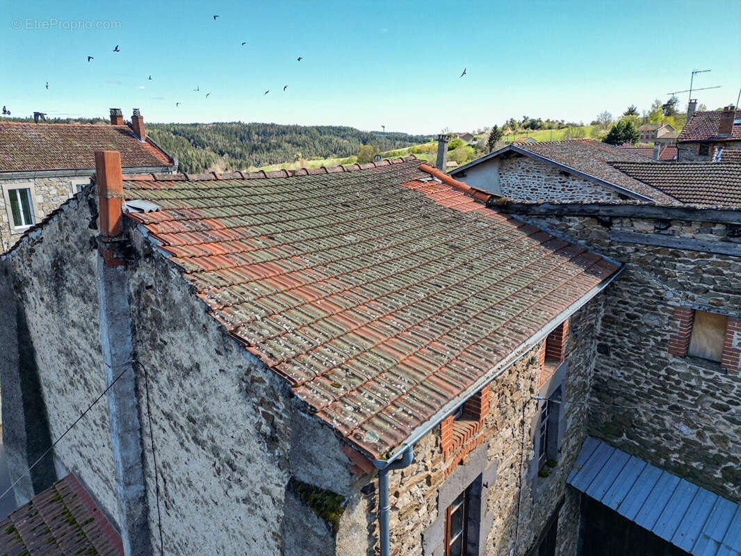 Corps de ferme Champagnac Le Vieux 160 m2 - photo 7