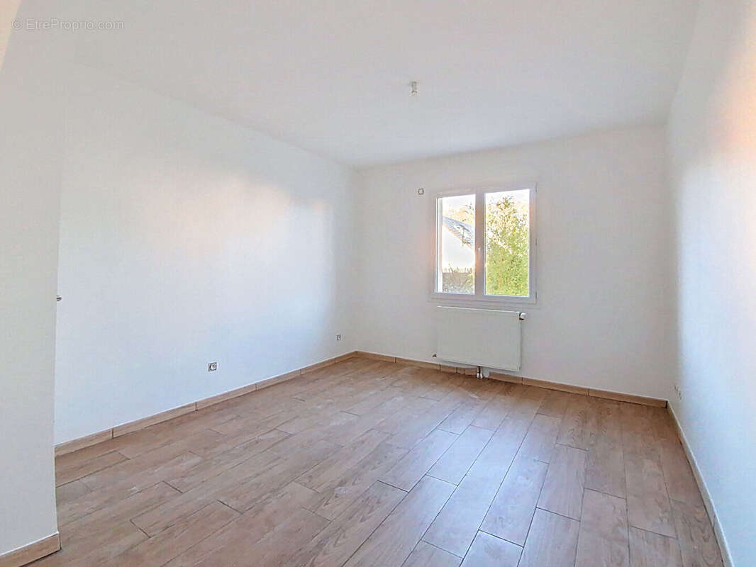 Maison à NOGENT-LE-PHAYE