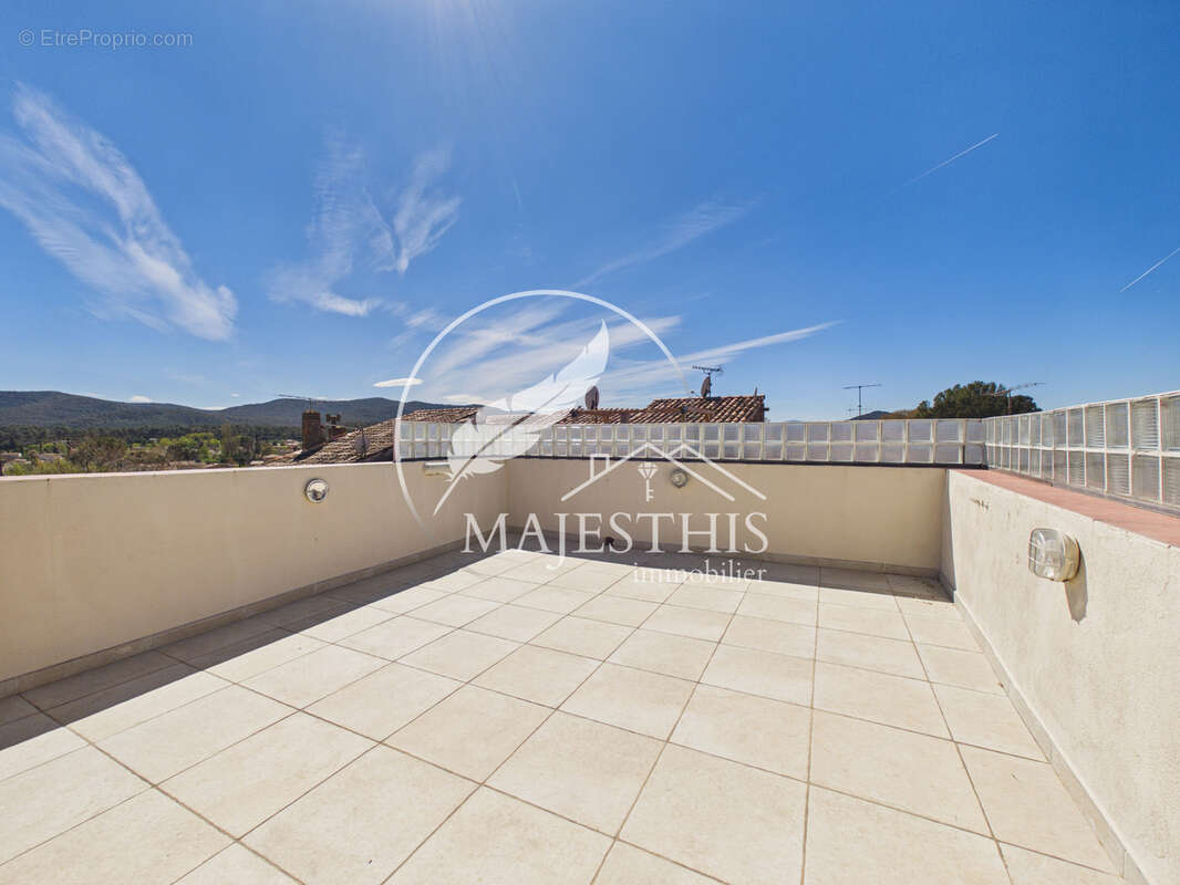 Appartement à PIGNANS