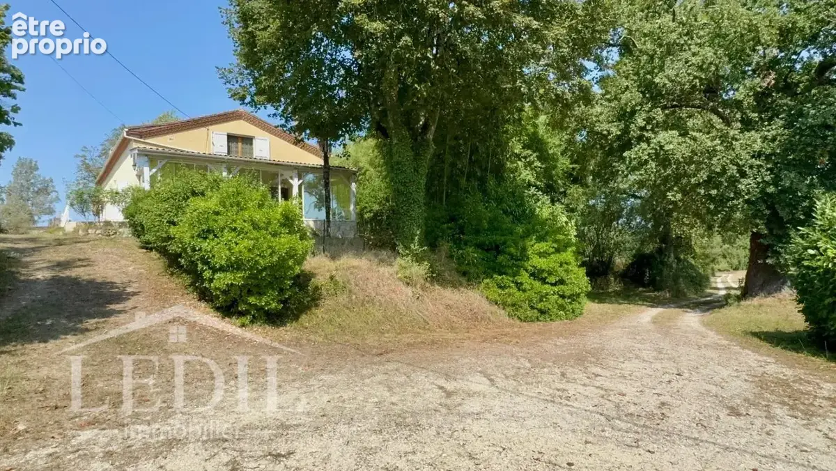 Maison à CASTELNAU-D'AUZAN