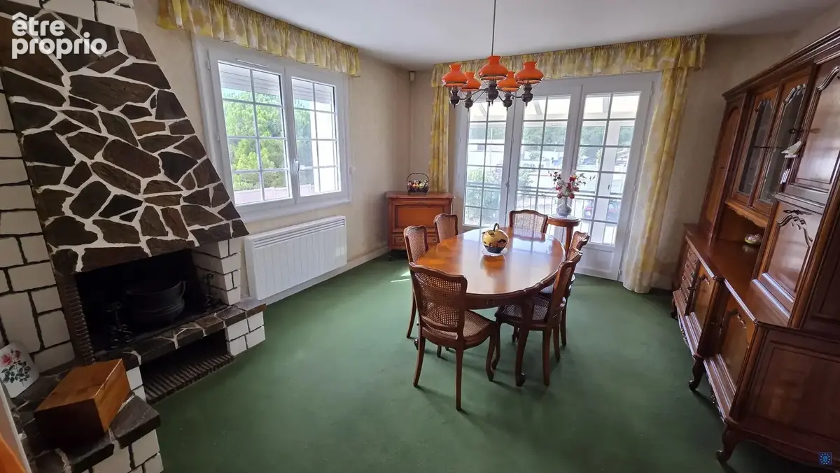 Maison 7 pièces 145 m² à vendre à Saint-Sulpice-De-Royan (17200) - photo 2