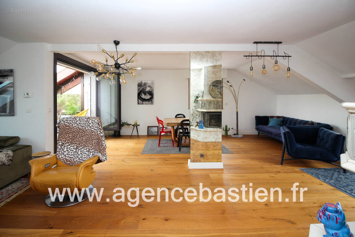 Appartement à DIVONNE-LES-BAINS