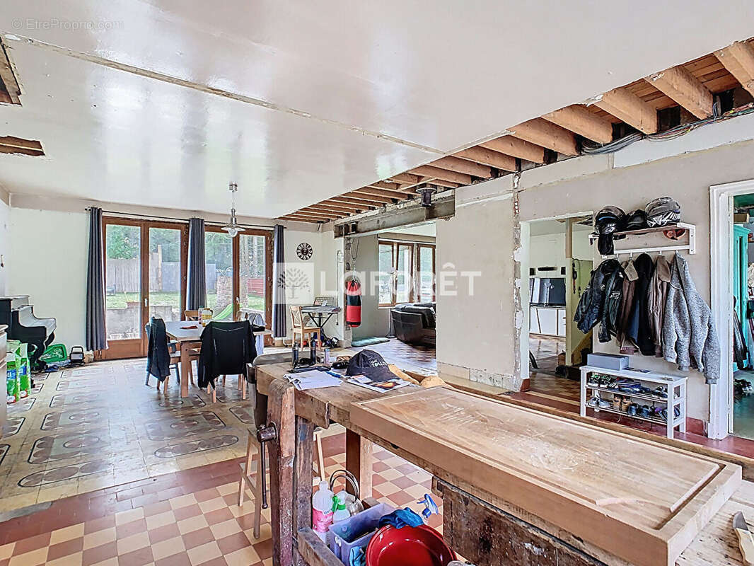 Maison à DOMMARTIN-SOUS-HANS