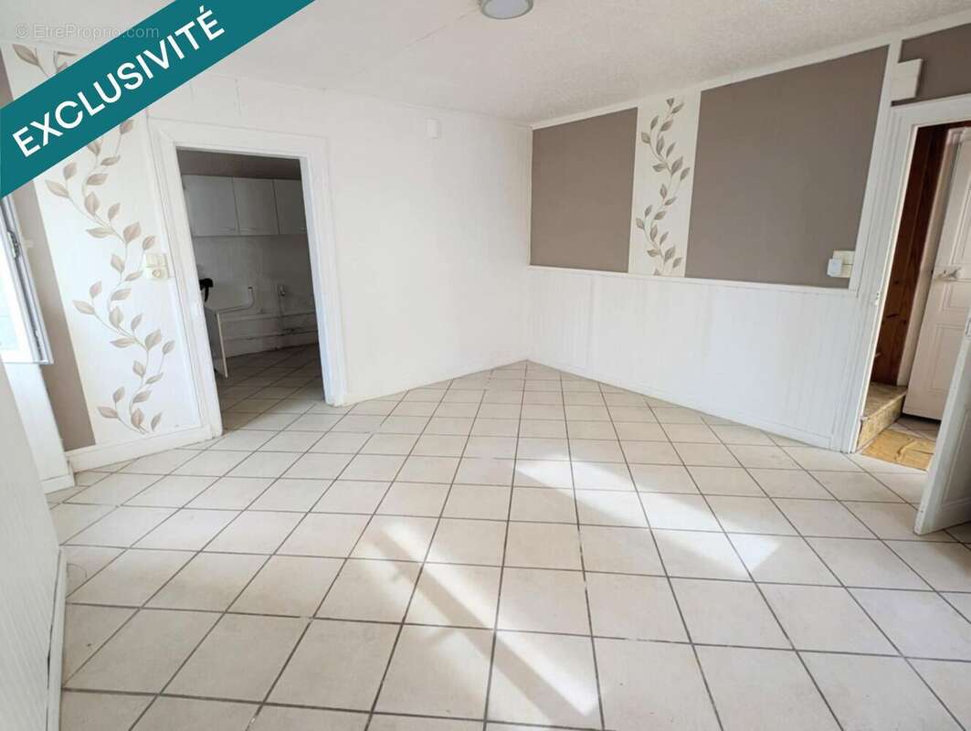 Photo 2 - Maison à MONTAIGUT