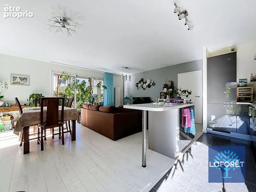 Appartement rez-de-jardin - La Roche Sur Yon 3 pièce(s) 77.35 m2 - photo 5