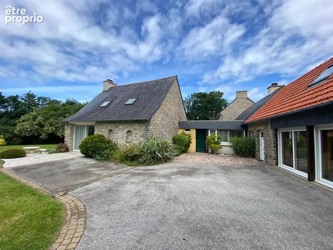 Maison en pierres t10 a vendre sur saint-divy - photo 7