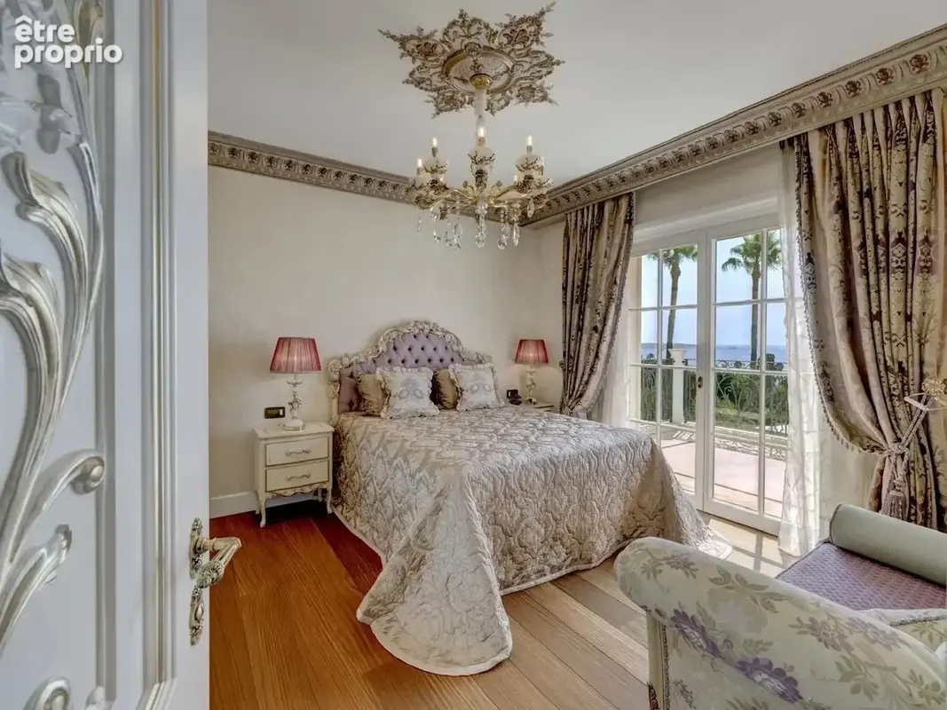 Maison  - 12 pièces  - 500.0 m² -  10 500 000 € - À vendre - photo 8