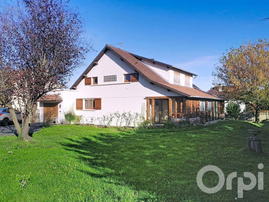 Maison à SAULX-LES-CHARTREUX