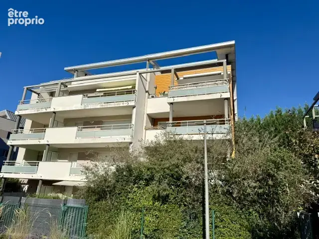 EXCLU / T4 87m2 avec terrasse, cave et garage FERNEY VOLTAIRE 01210 - photo 3