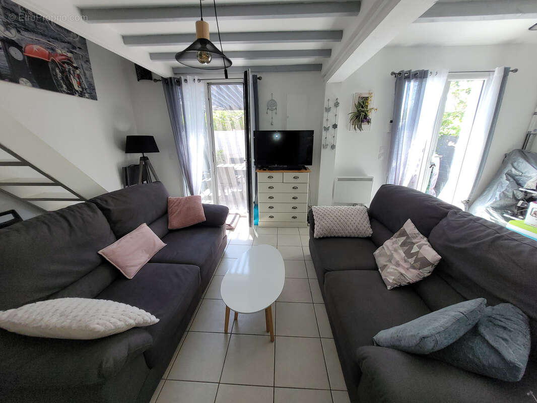 Maison à FLEURY