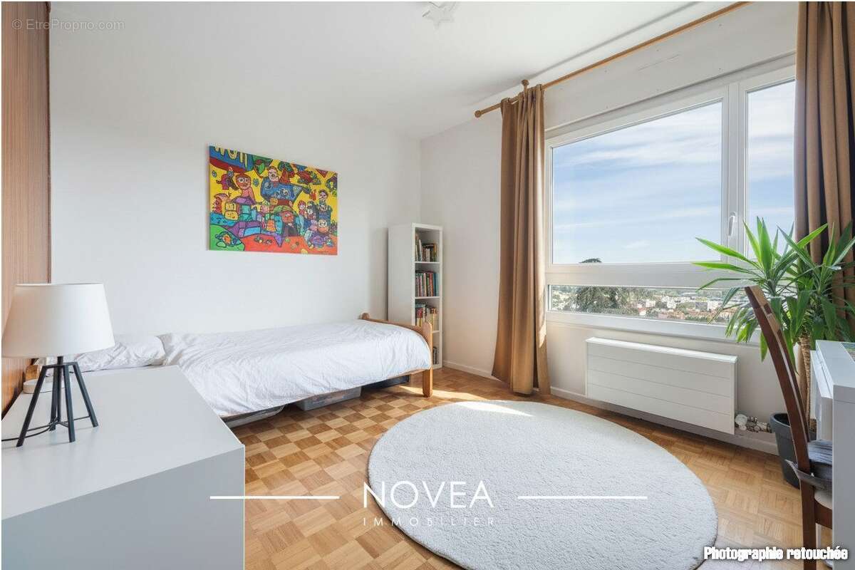 Appartement à OULLINS