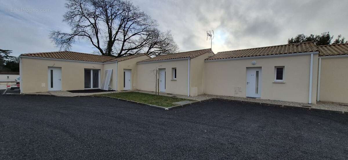 Maison à RUFFEC