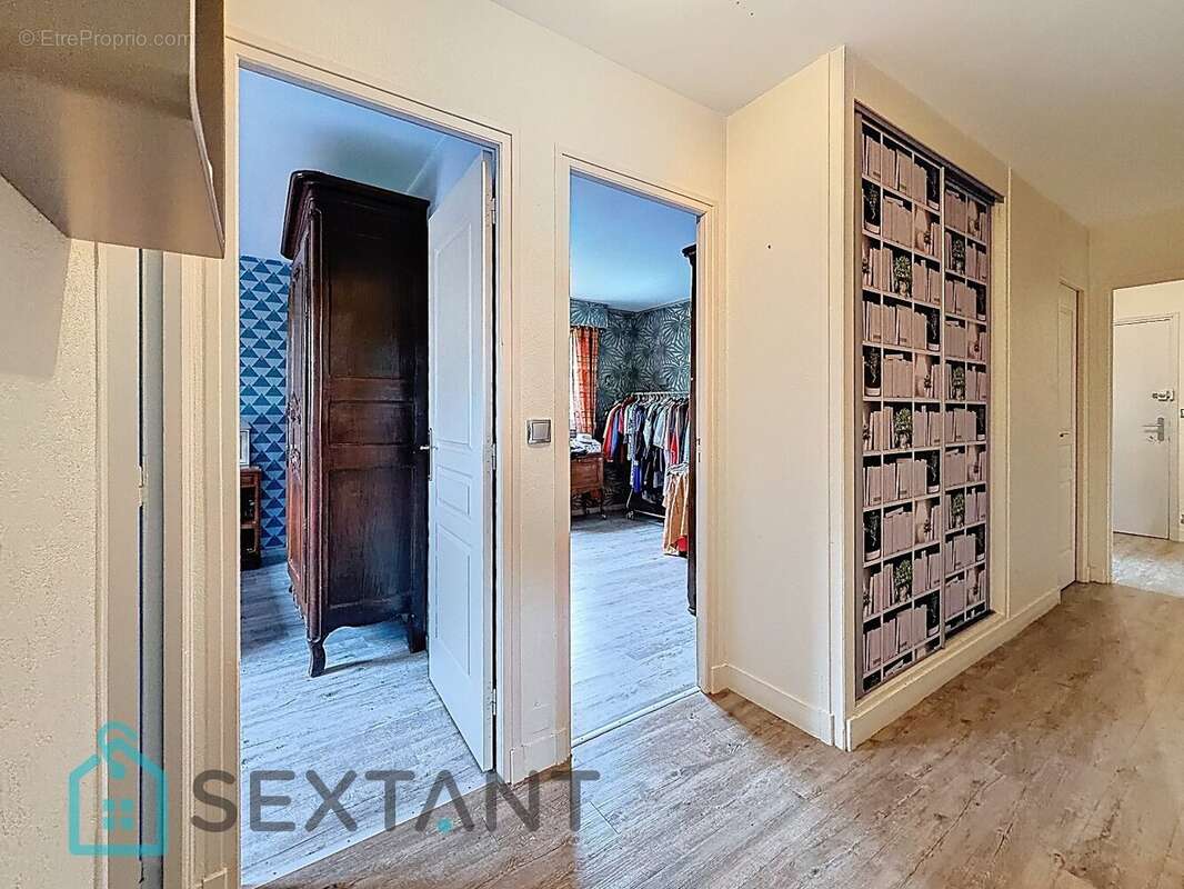 Appartement à LE MESNIL-ESNARD