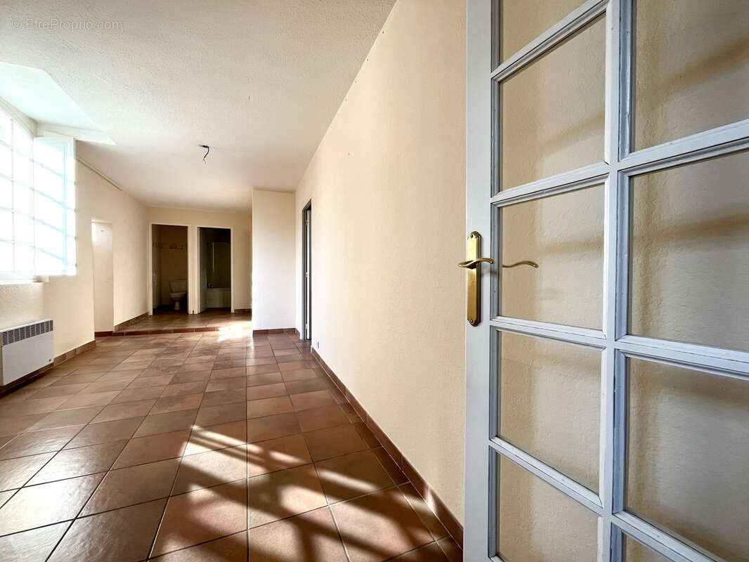 Appartement à BEAUCAIRE