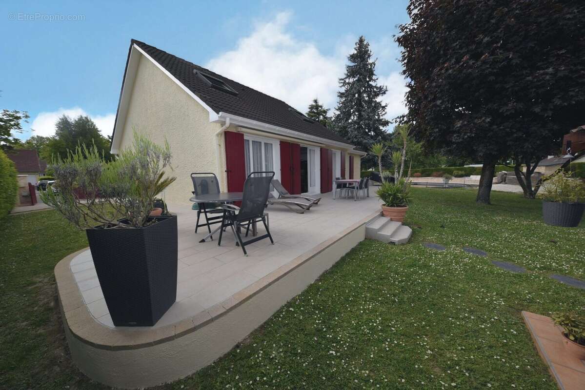 Maison à CHELLES