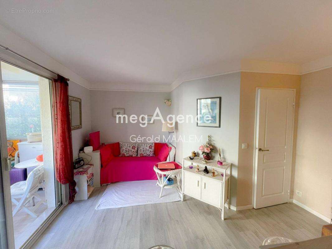 Appartement à SAINT-RAPHAEL