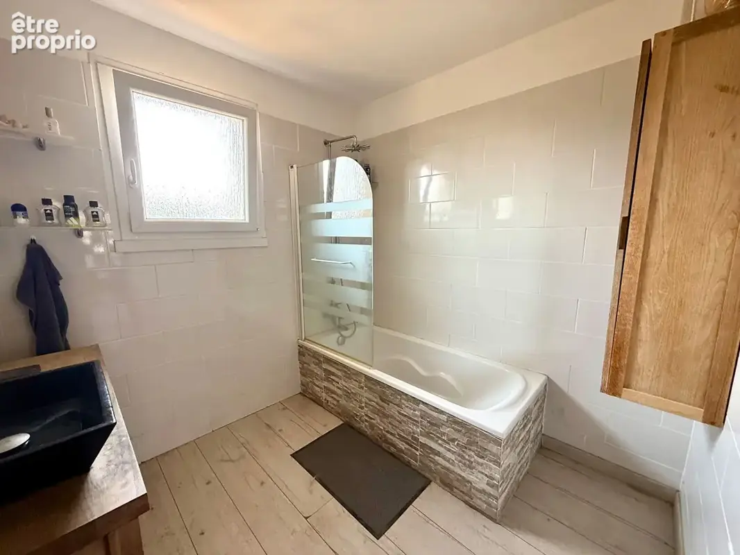 Maison Individuelle 130 m² - 5 pièces - 4 Chambres - Grand Garage - Jardin - Réquista. - photo 14