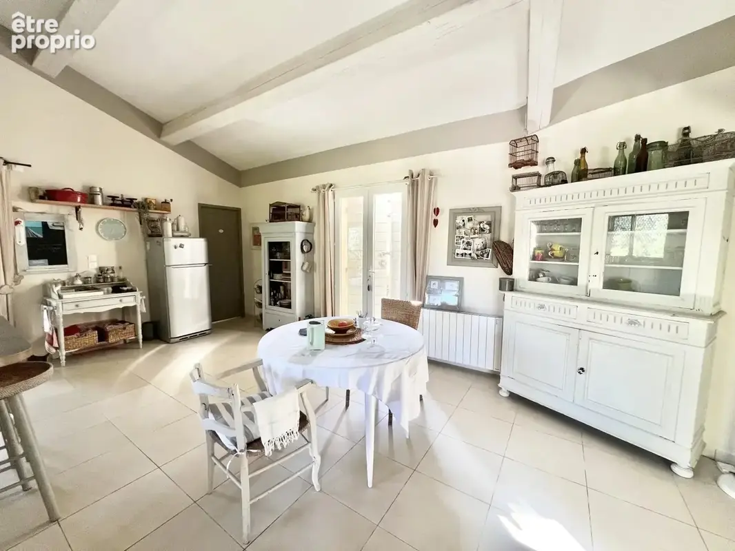 Villa d'architecte sur 5 350 m² de terrain avec piscine - photo 11