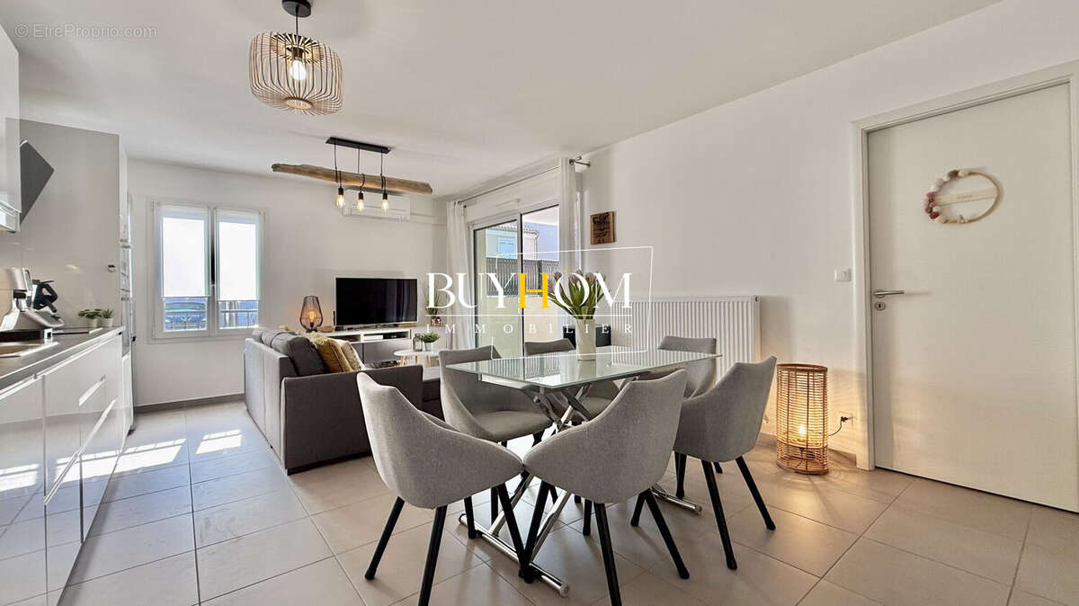 Appartement à LA CRAU