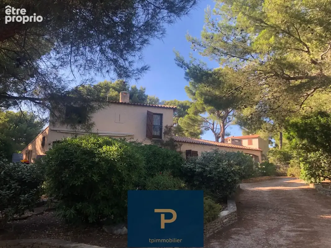 Maison 5 pièces 110 m² à vendre à Saint-Cyr-Sur-Mer (83270) - photo 3
