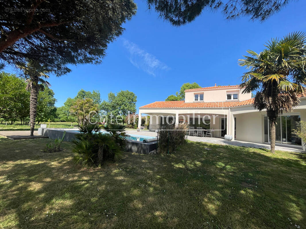 Maison à PORT-SAINT-PERE