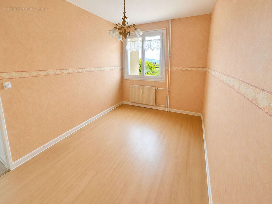 Appartement à RIORGES