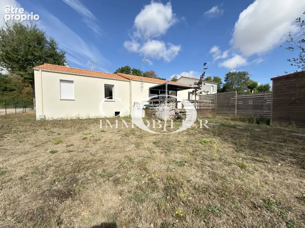 Maison 4 chambres - proche commodités - 594 m2 de terrain - photo 12