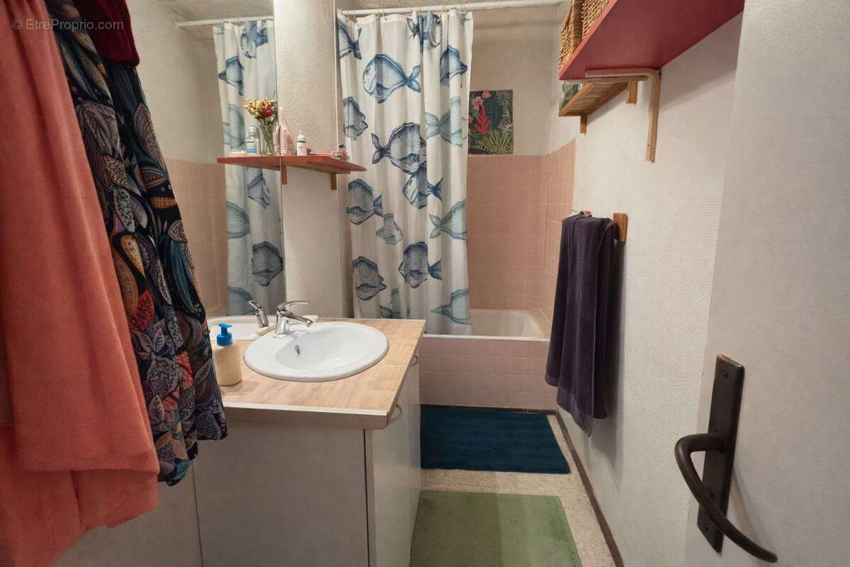 Appartement à LA VALETTE-DU-VAR