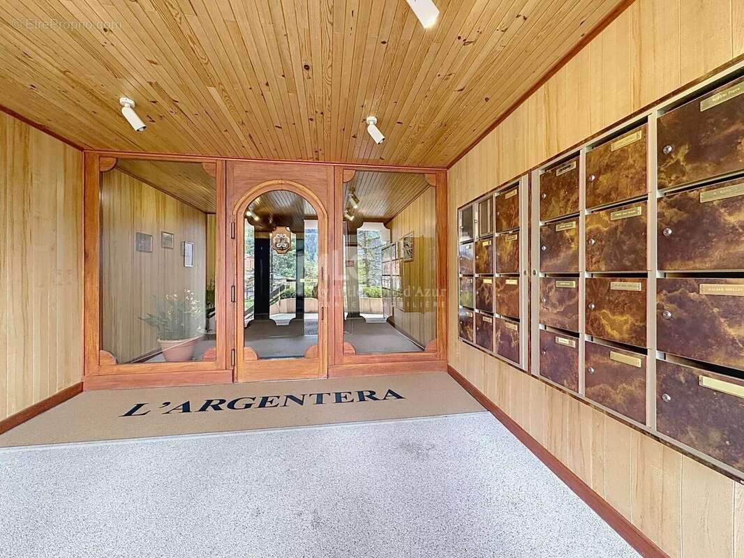Appartement à SAINT-ETIENNE-DE-TINEE